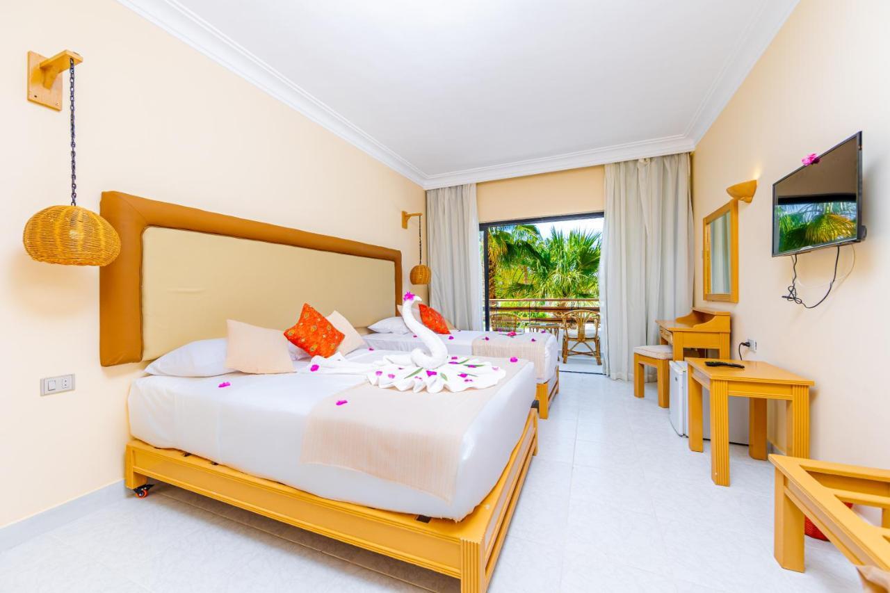 The Grand Hotel, Hurghada Exterior photo